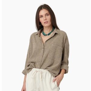 Xirena Jordy Shirt, S, Toffee color. New long sleeve button up shirt.